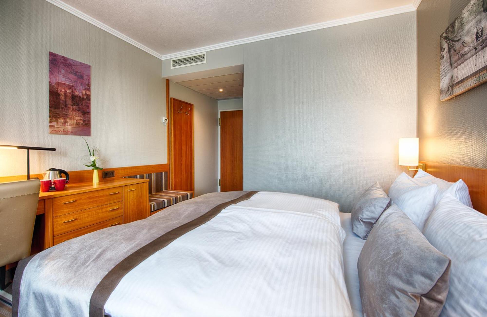 Hotel Leonardo 4*