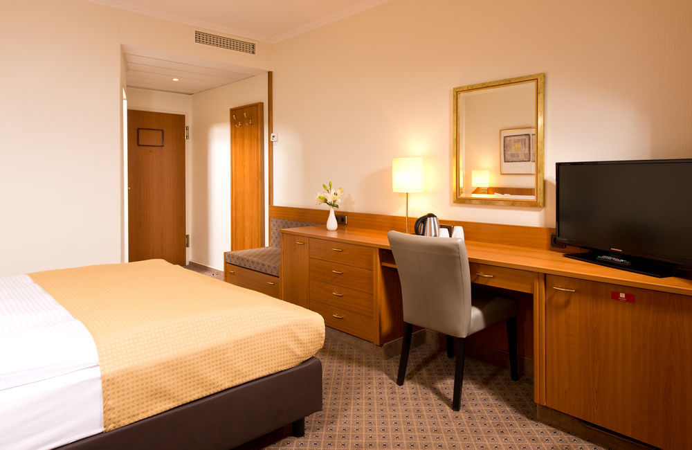 Leonardo Hotel 4*
